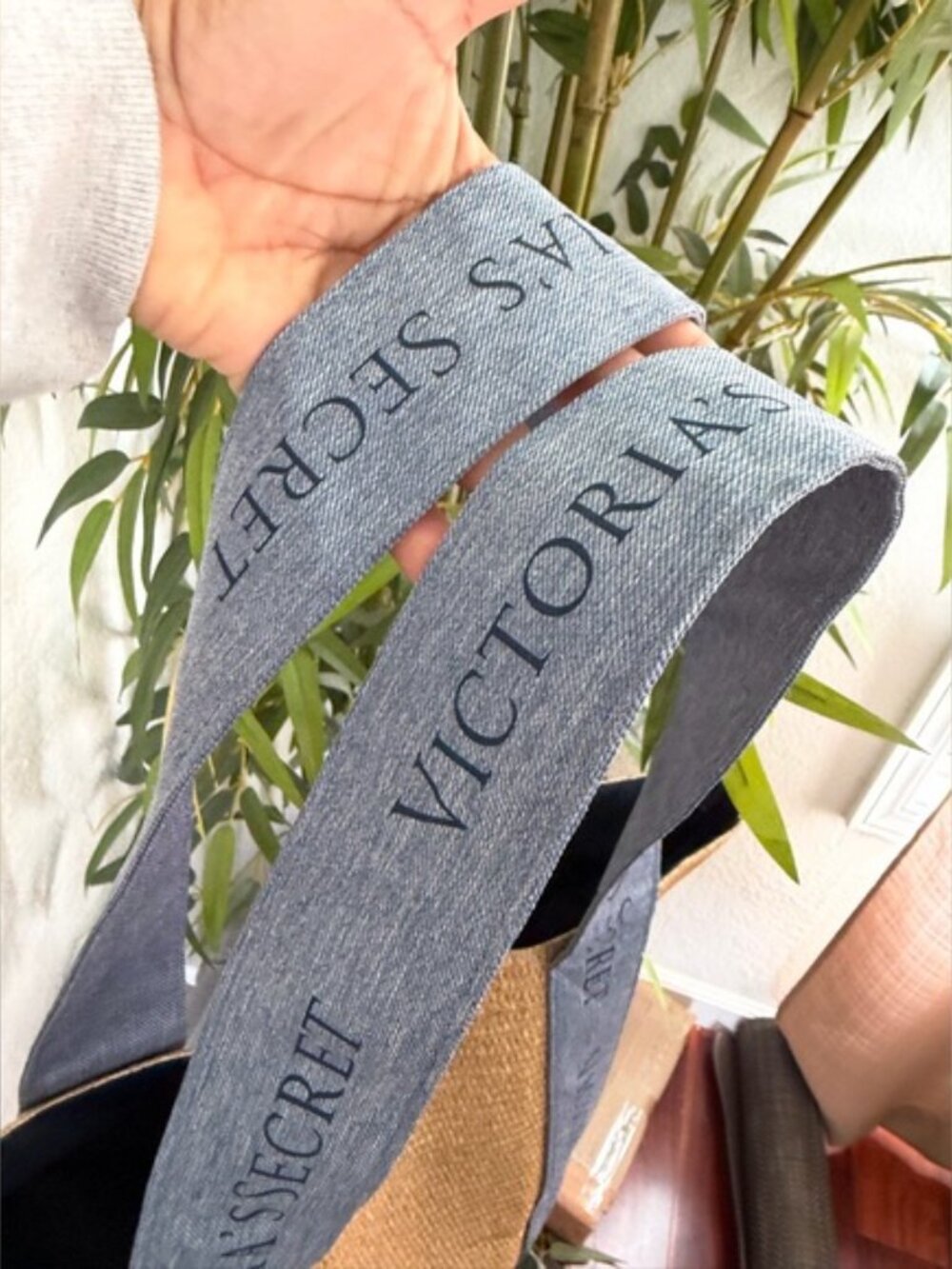 Victoria's Secret Natural Straw Tote with Blue Denim Straps - Picture 3 of 4